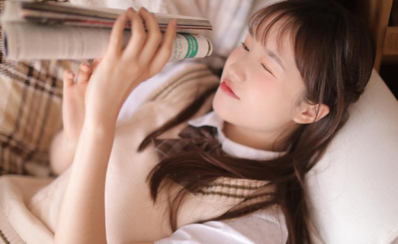 考试考不好就当全校男生坐便