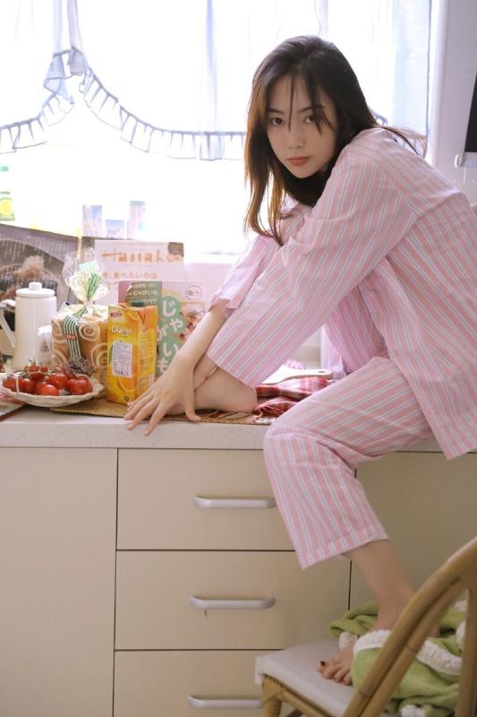 男朋友接吻总是喜欢伸舌头代表什么意思