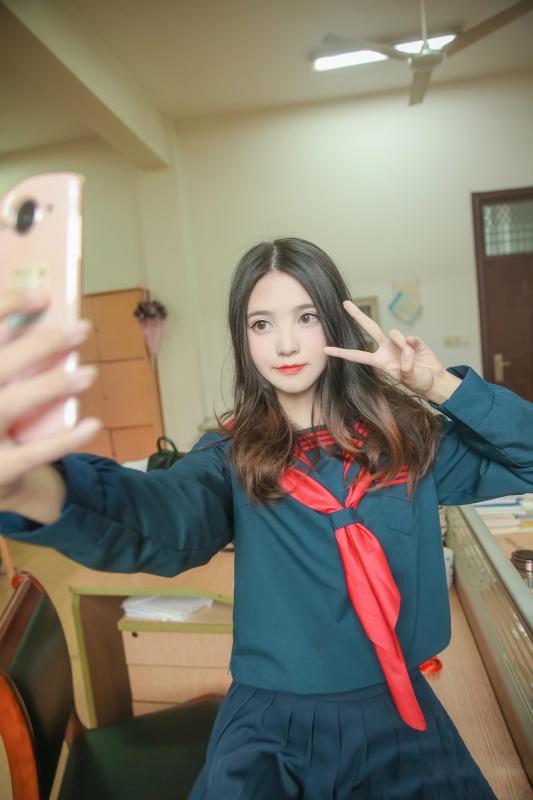 睁开眼看镜子里的结合处感觉自己真的很美妙